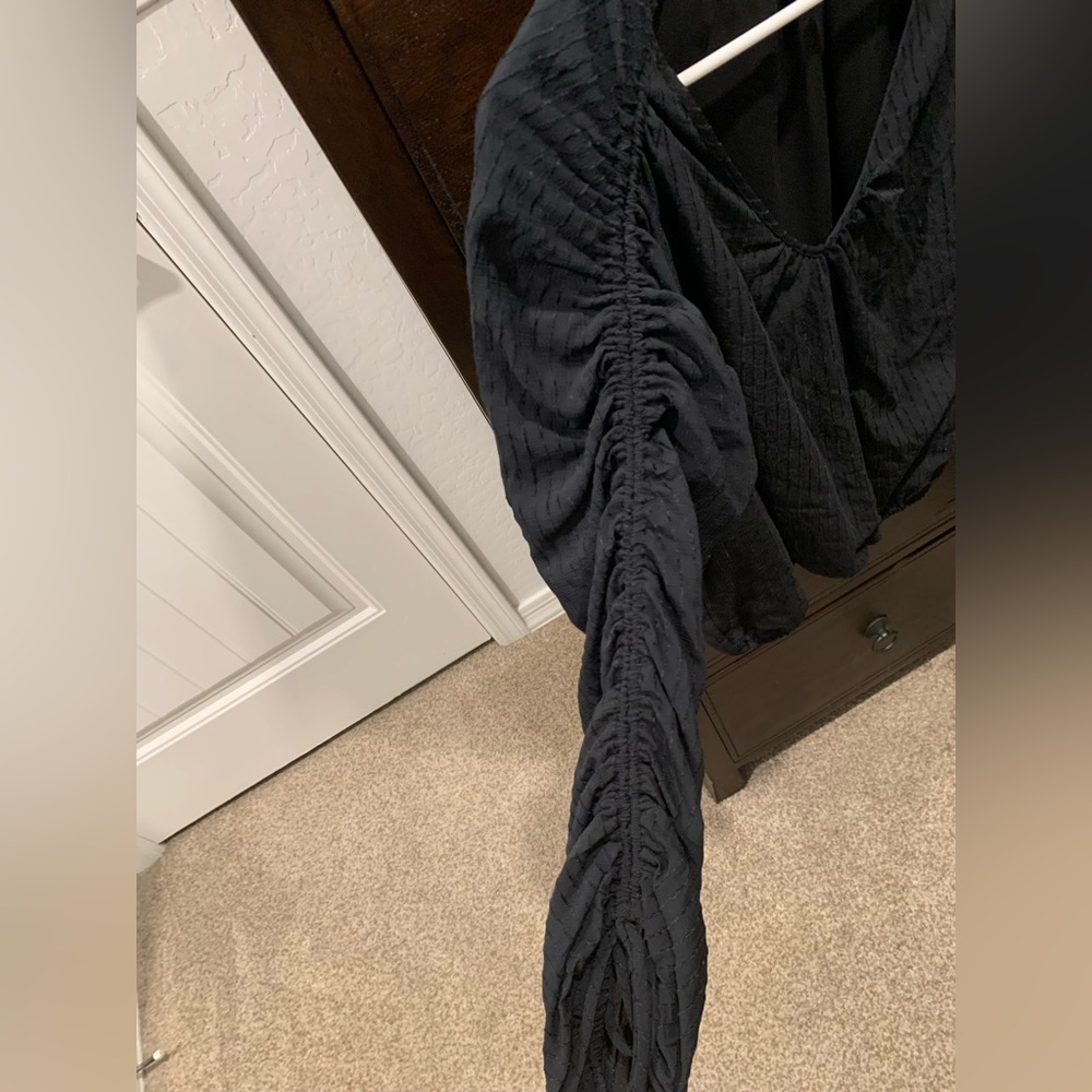 ASTR size X-small blouse. - Picture 2 of 3